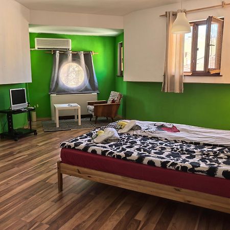 4 Rooms Plovdiv Exteriör bild
