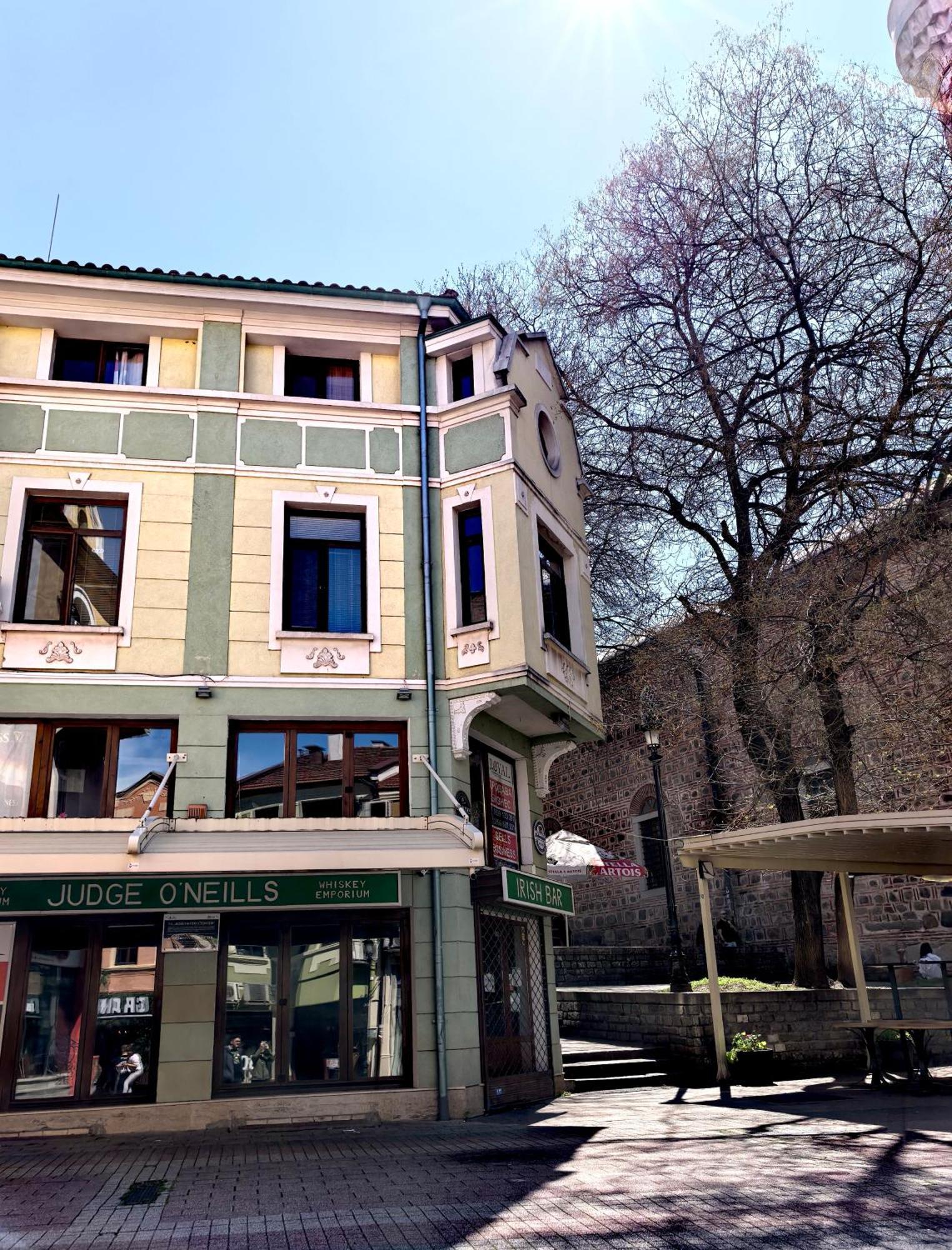 4 Rooms Plovdiv Exteriör bild